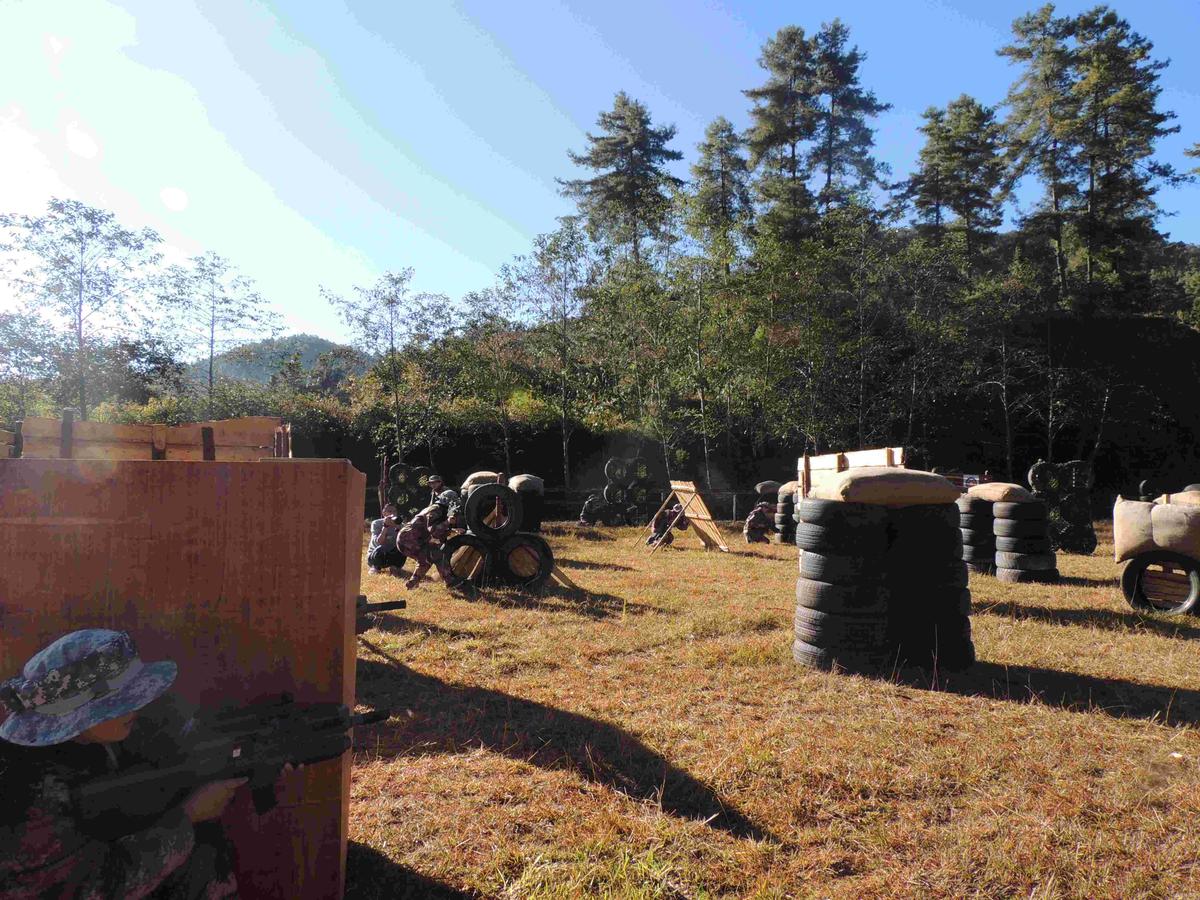 一起來騰信野戰(zhàn)俱樂部來真人CS吧?。。。。?></div>
                                        <div   id=